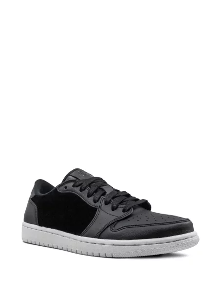 Top Jordan retro negru