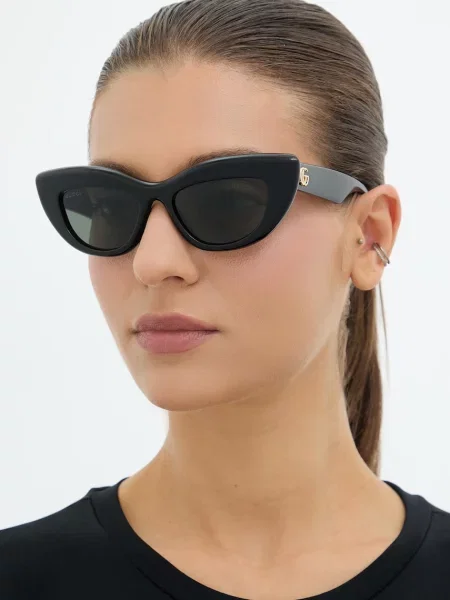 Gucci slnečné okuliare typ mačacieho oka dámske čierna