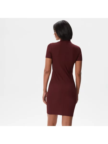 Lacoste Sukienka Z Kołnierzykiem Polo Z Krótkim Rękawem Slim Fit Bordowa Bordowy