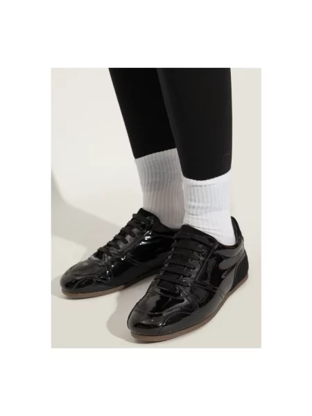 Lakierowane sneakersy Moschino czarne