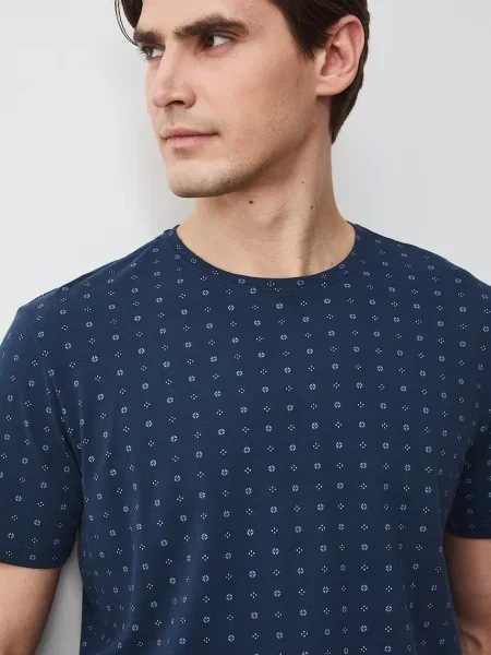 Футболка Medicine