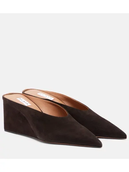 Papuci tip mules Alaïa din piele de căprioară cu pană negru