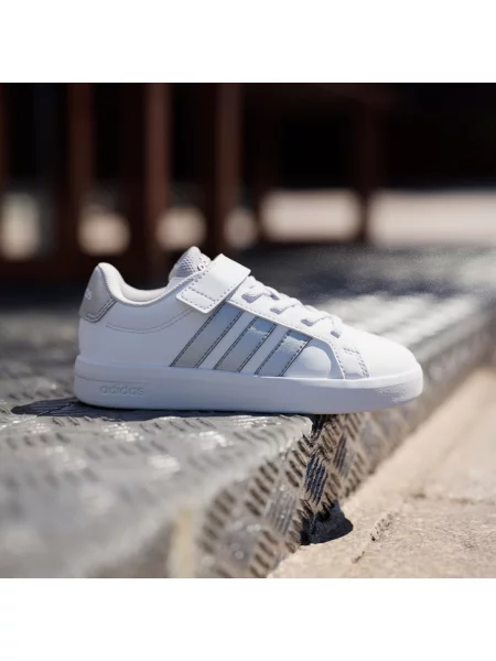 Sneakersy adidas bílé
