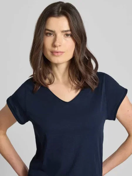 T-shirt z dekoltem w serek Christian Berg Woman