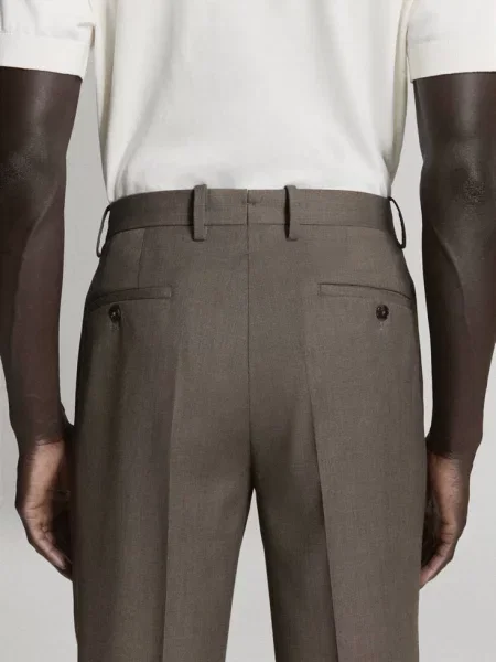 Spodnie garniturowe París super slim fit średni Mężczyzna 40 MANGO MAN brązowy