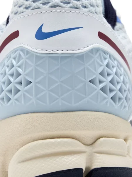Ρετρό γυμναστήριο sneakers Nike VaporMax με κέντημα πράσινο