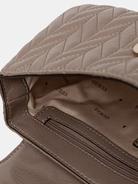 Кожаная сумка-багет Guess