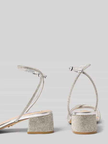 Klapki Steve Madden z kamieniami