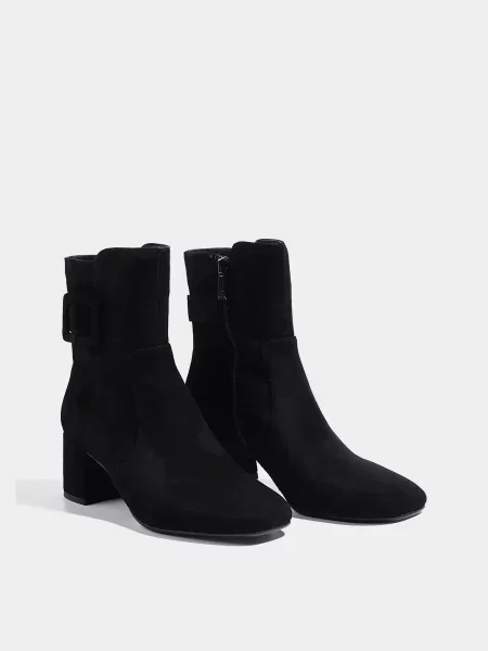 Велюровые ботильоны Attizzare черные