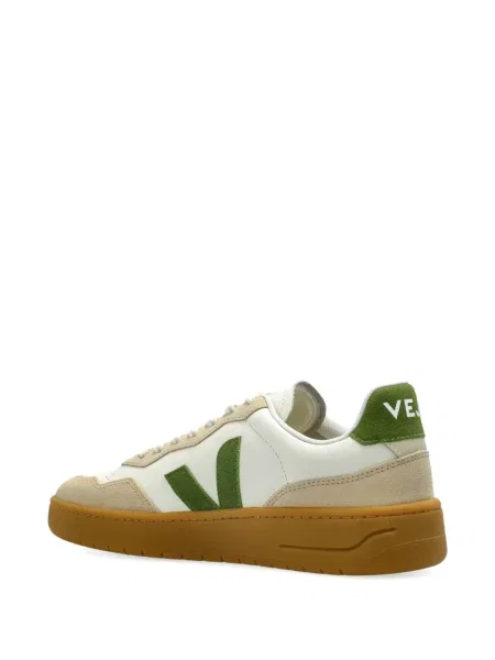 Sneakerși Veja din piele de căprioară alb