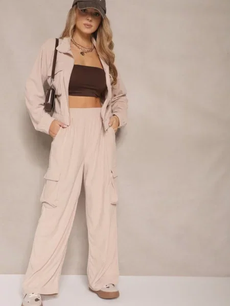 Jasnobeżowy Komplet Dresowy Cargo z Bluzą ze Stójką i Spodniami o Szerokim Kroju Arrivenna beżowy