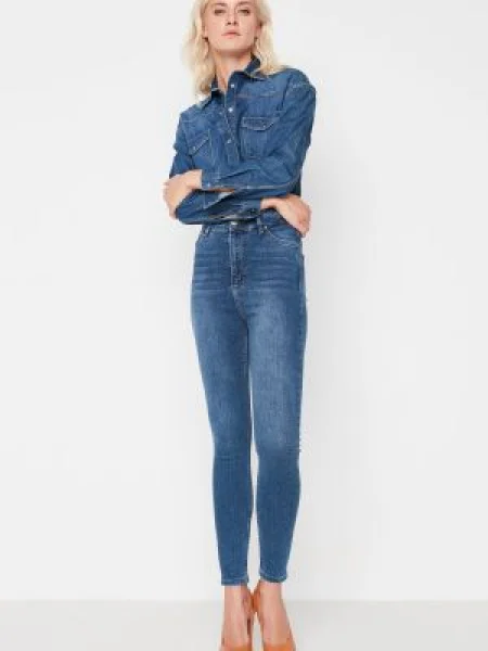 Blugi skinny Trendyol skinny fit albastru