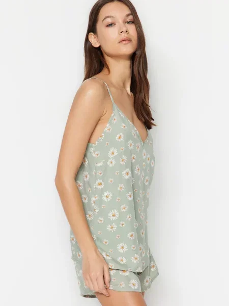 Pijamale Trendyol alb