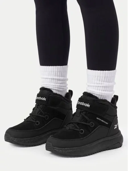 Reebok Зимни обувки черен