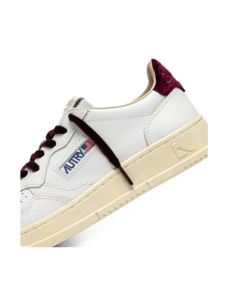 Sneakersy Autry skórzane białe