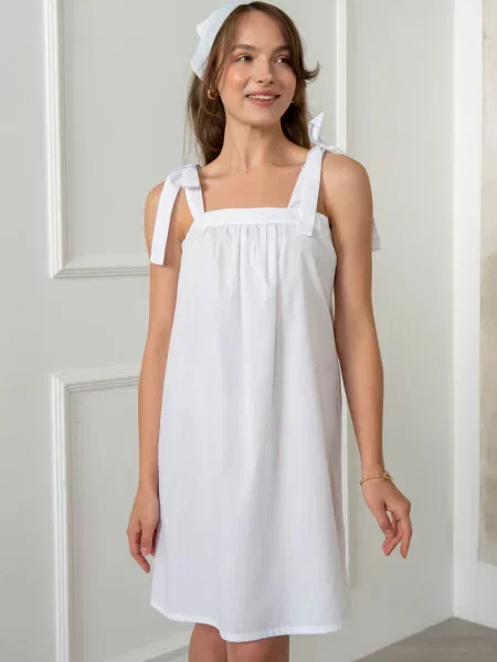 Короткая ночнушка біла