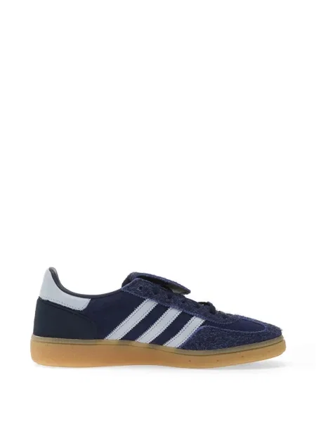 Pălărie Adidas cu dungi cu platformă din jerseu alb