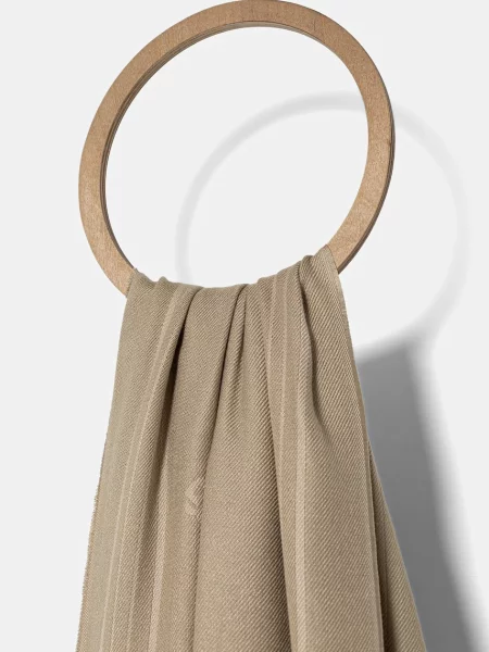 Шарф Boss бежевый