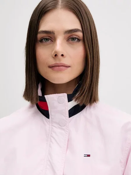 Tommy Jeans преходно яке дамско розово