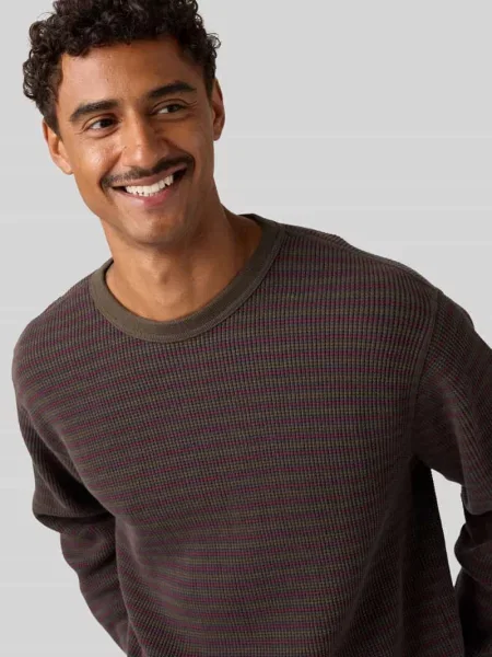 Bluzka z długim rękawem o kroju relaxed fit z czystej bawełny model THERMAL TEE YANNIC' Levi's