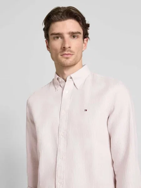 Koszula casualowa o kroju regular fit z mieszanki bawełny i lnu Tommy Hilfiger beżowa