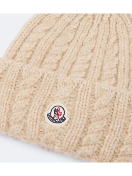 Căciulă Moncler de lână bej