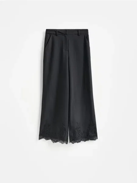 Reserved Pantaloni cu negru