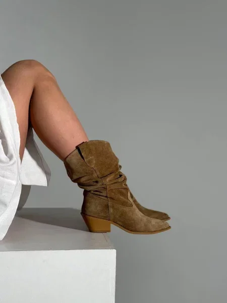 Замшеві Чоботи коричневий