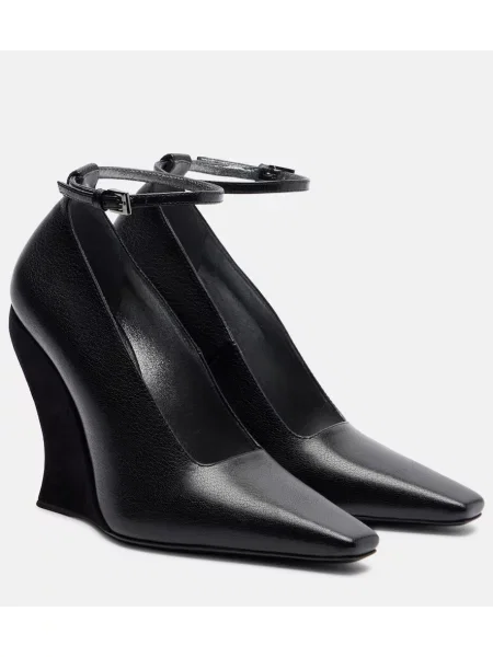 Pantofi cu toc Alaïa din piele negru