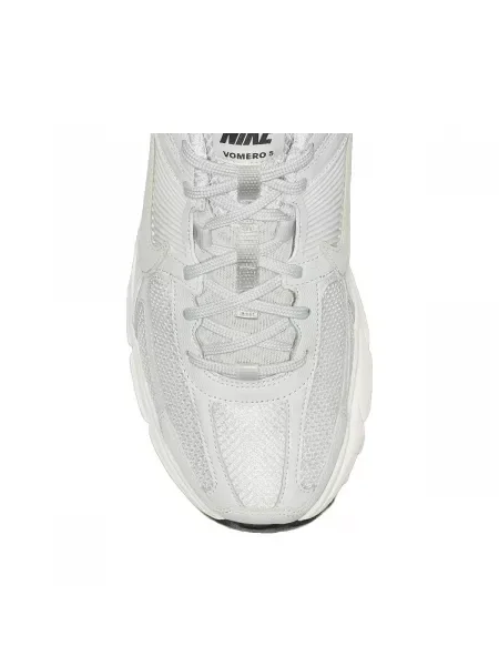 Tenisky Nike Vomero biela