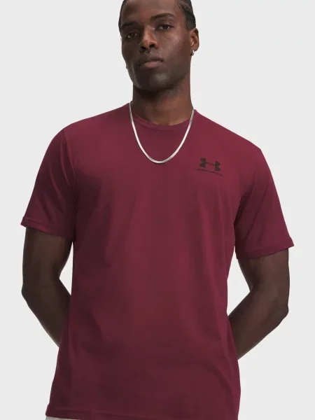 Футболка Under Armour червона