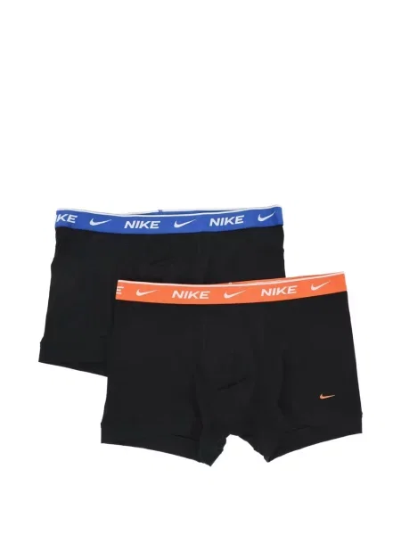 Scurt chiloți Nike cu imagine cu model floral negru