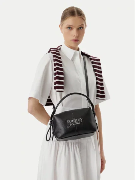 Tommy Jeans Дамска чанта Tjw Bold Camera Bag черен