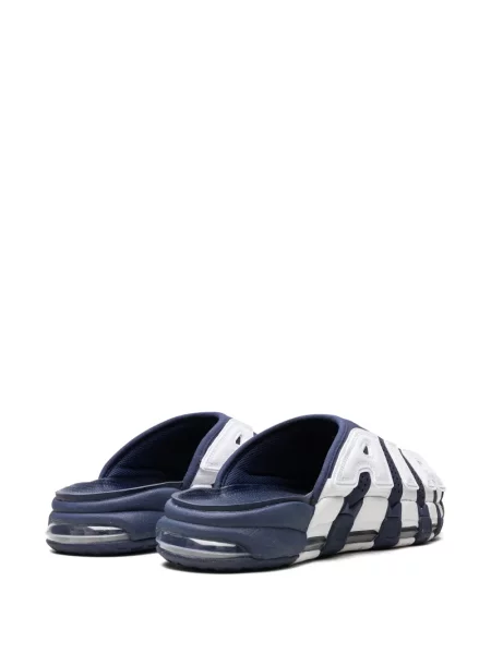 Pantofle Nike bílé