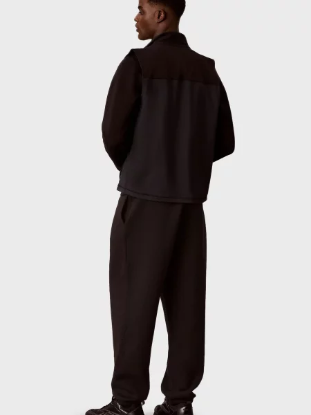 Спортивные штаны Calvin Klein с лого черные