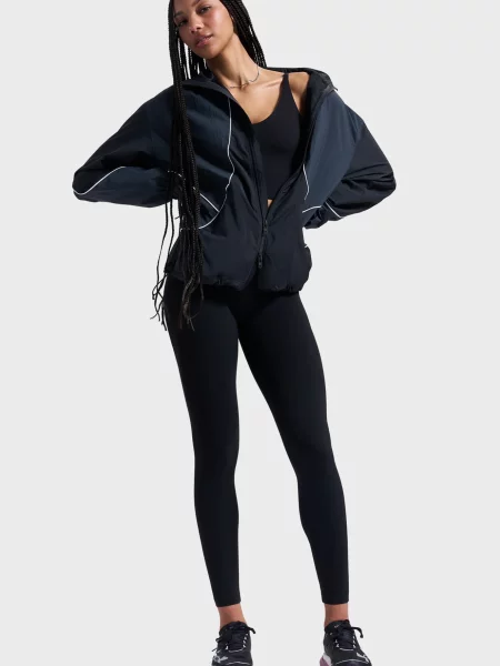 Брюки Under Armour черные