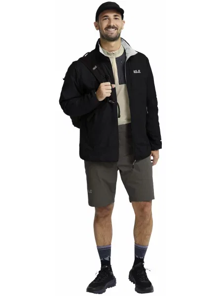 Демисезонная куртка Jack Wolfskin черная