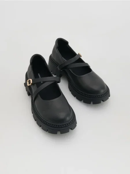 Кожаные лоферы Reserved черные