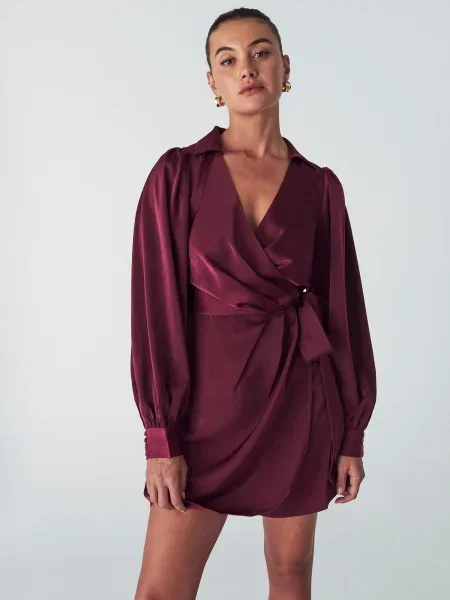 Willa Koktejl obleka Pearl merlot