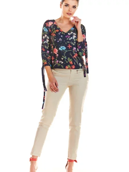 Bluzka Infinite You w kwiatki czarna