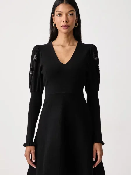 Twinset rochie tricotată cu vâscoză negru