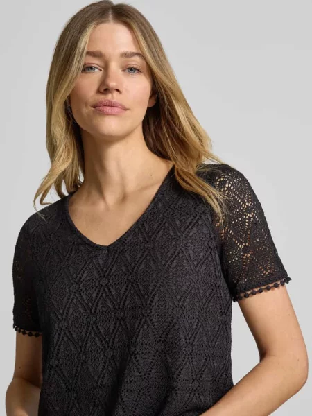 T-shirt o kroju regular fit z efektem podpalania model ‘MAYA’ Vero Moda czarna