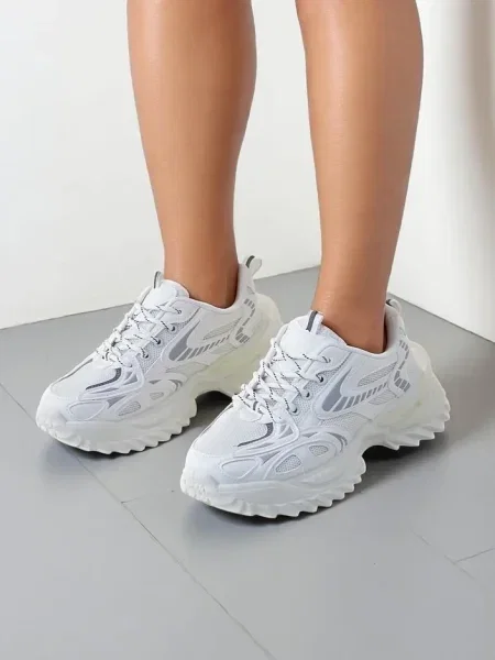 Sneakerși Resti alb