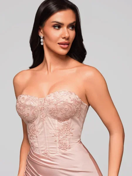 Rochie de seară Edoti roz