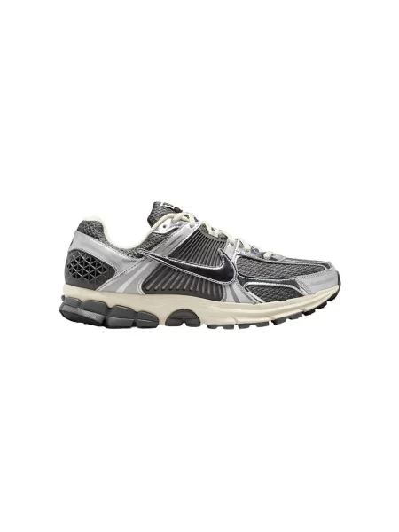 Pantofi Nike gri