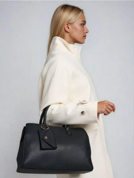 Сумка типу саквояж із плечовим ремінцем чорний