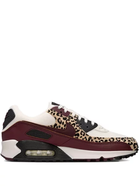Pantaloni scurți Nike cu imagine cu model leopard maro