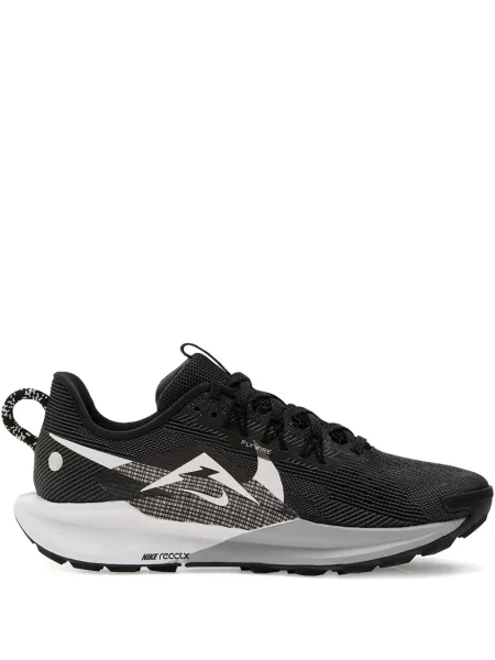 Велурени бягане маратонки Nike Pegasus виолетово