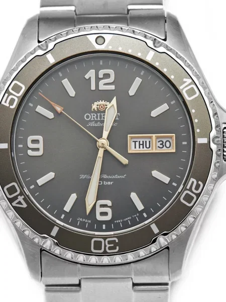 Ceas Orient gri