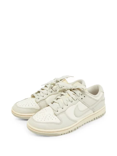 Sneakerși Jordan din piele alb